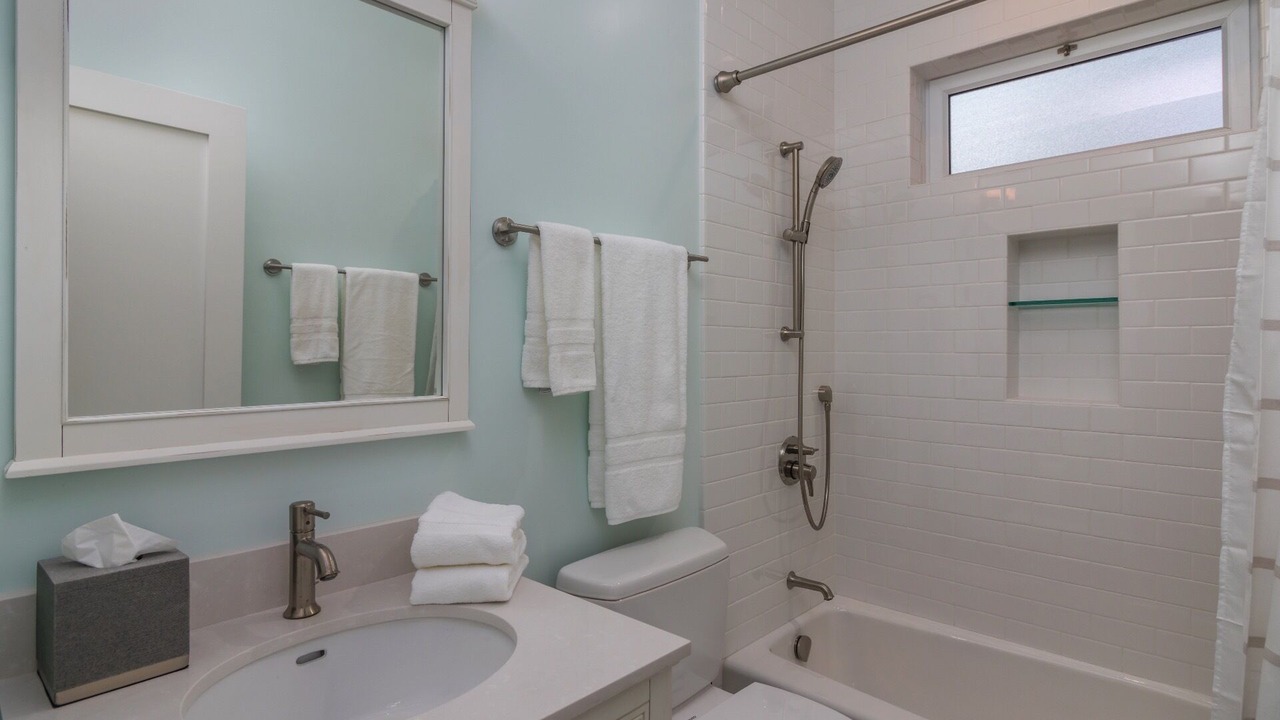 Photo of Bathroom in West Mesa