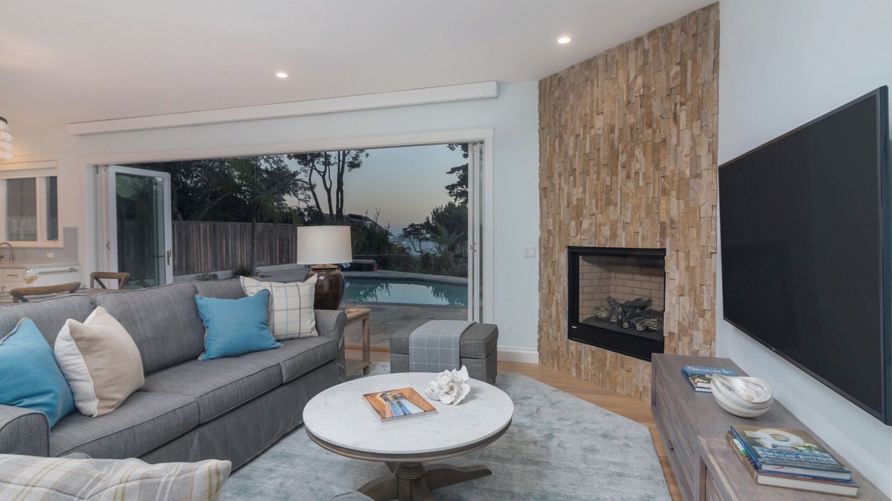 Photo of Livingroom in West Mesa