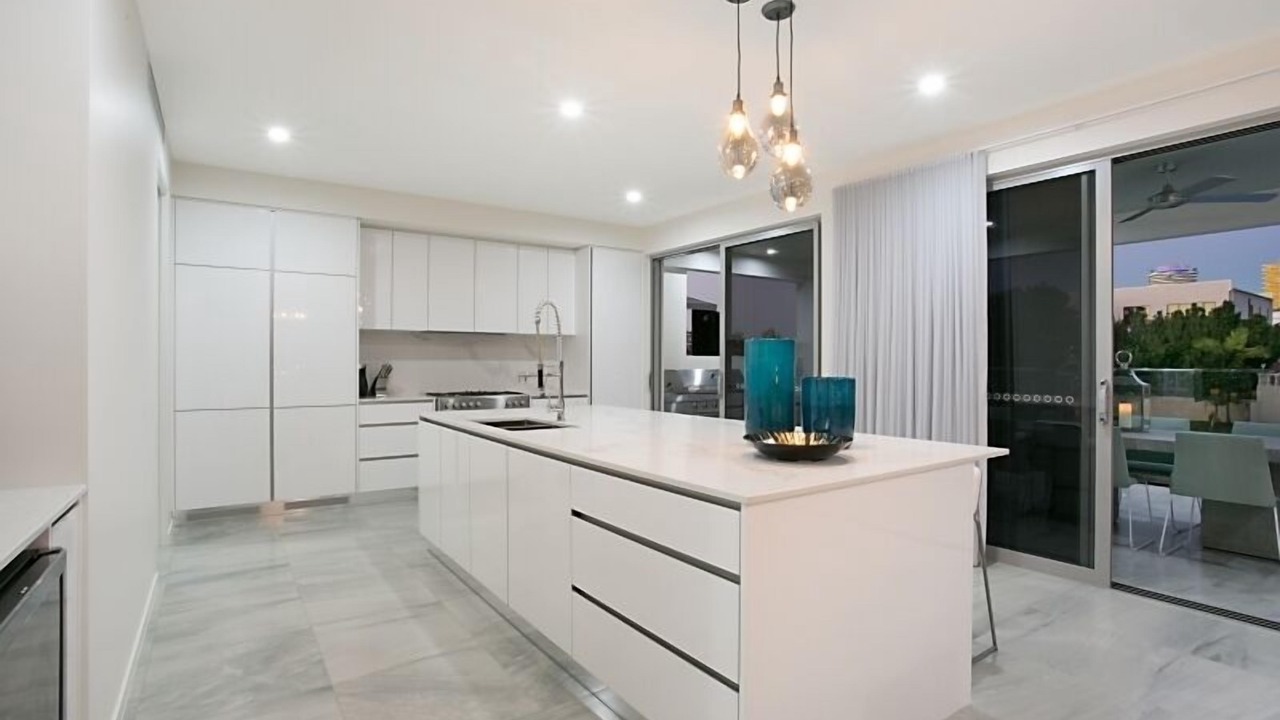 Photo of Kitchen in Broadbeach Waters