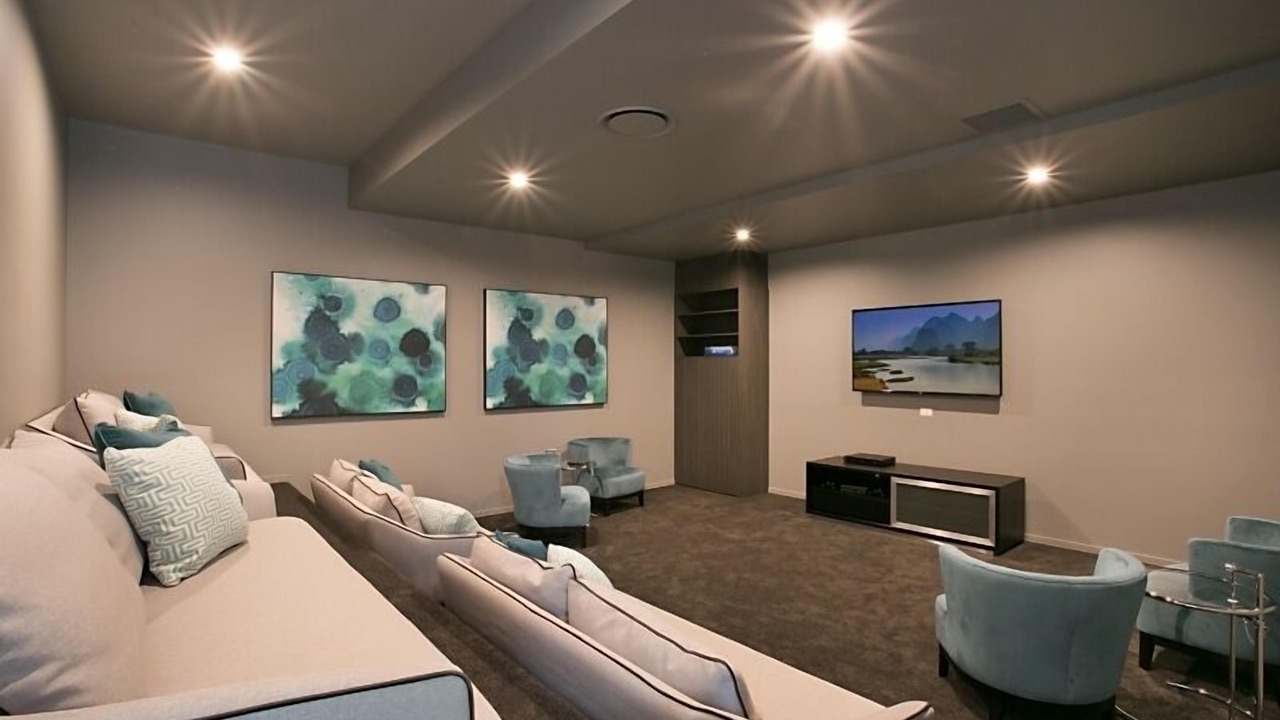 Photo of Livingroom in Broadbeach Waters