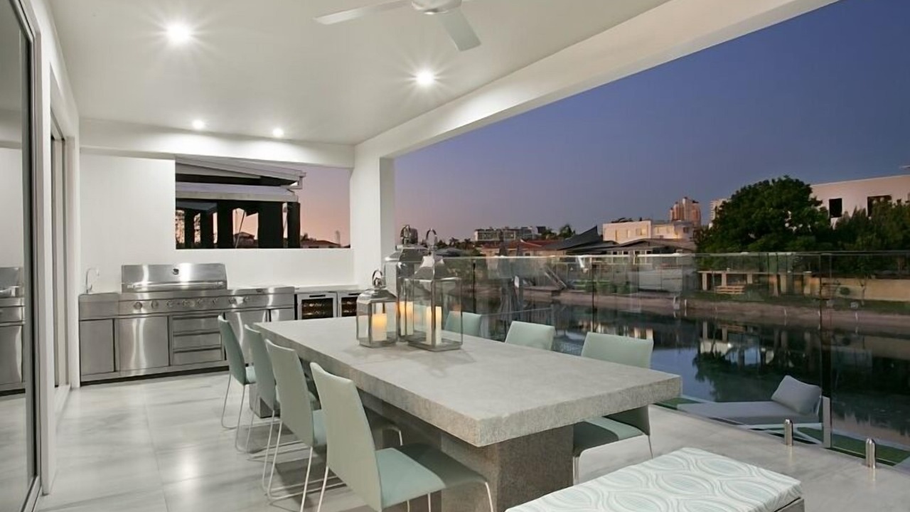 Photo of Outdoor in Broadbeach Waters
