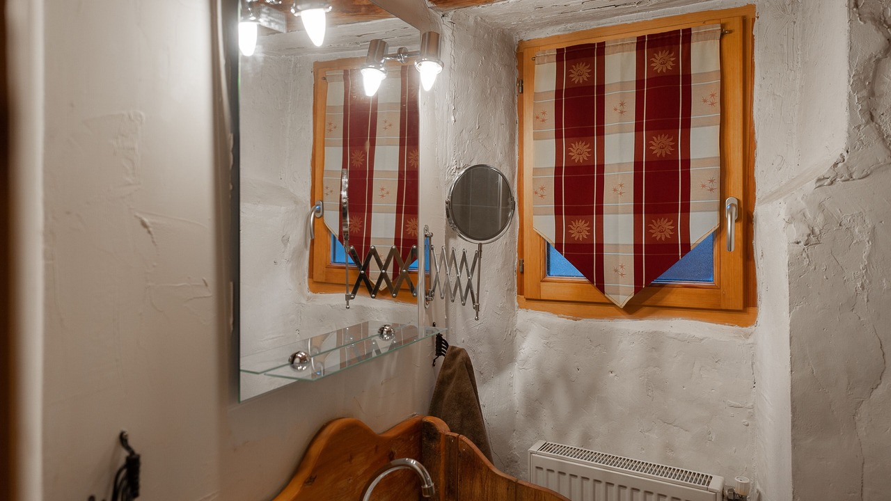 Photo of Bathroom in Praranger