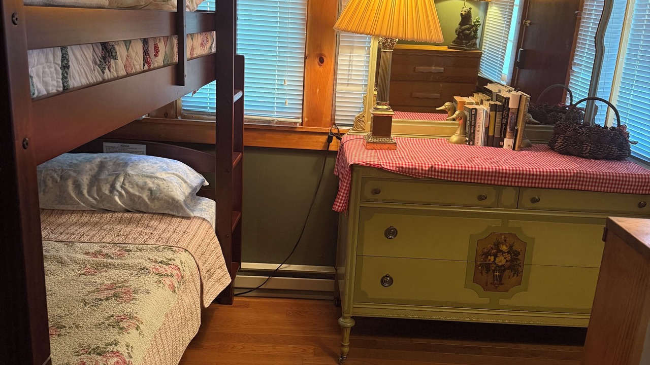 Photo of Bedroom in Eagle River