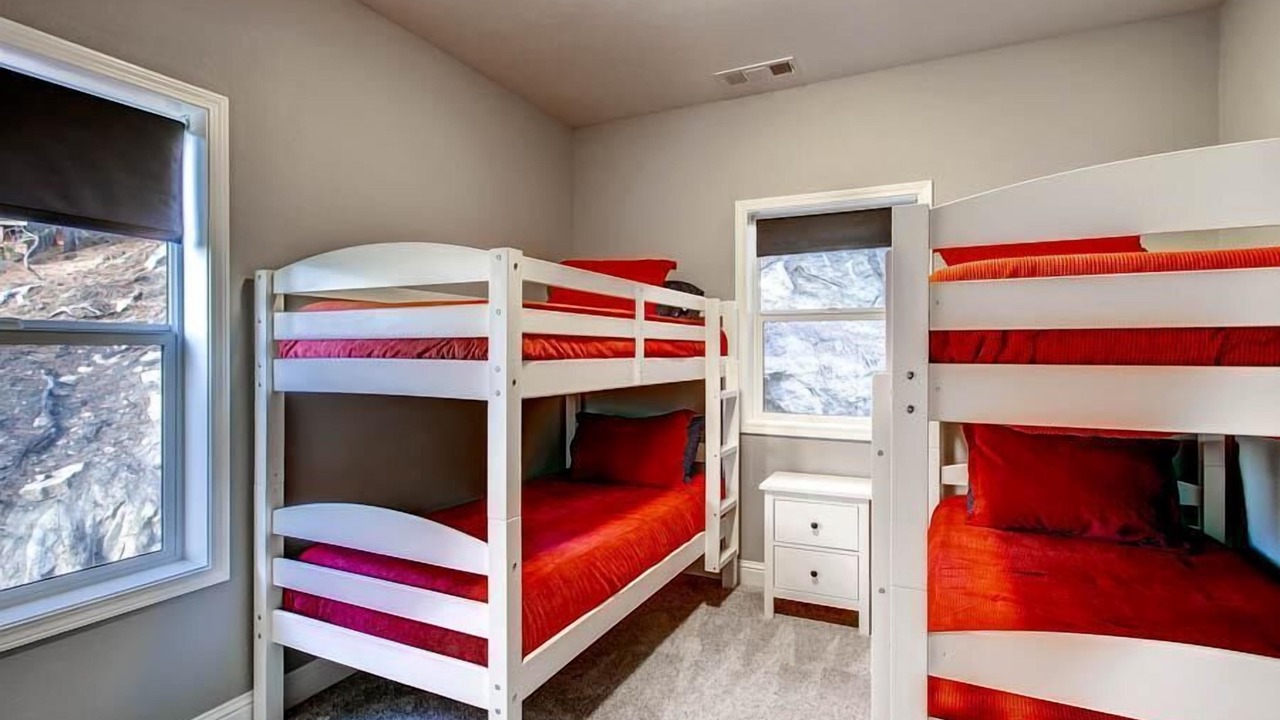 Photo of Bedroom in Yosemite West