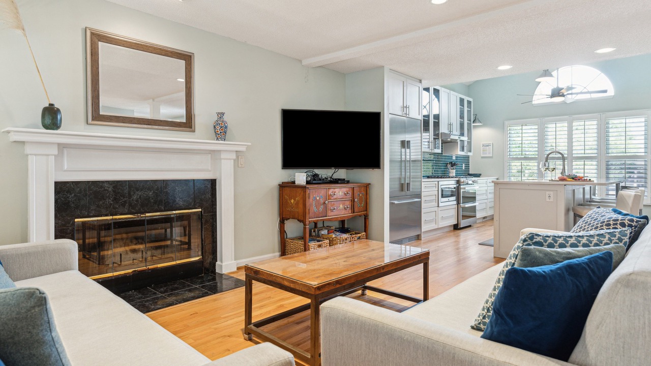 Photo of Livingroom in Sunset Point