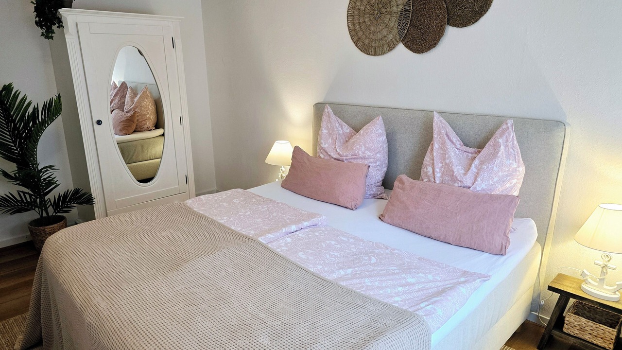 Photo of Bedroom in Moehnesee
