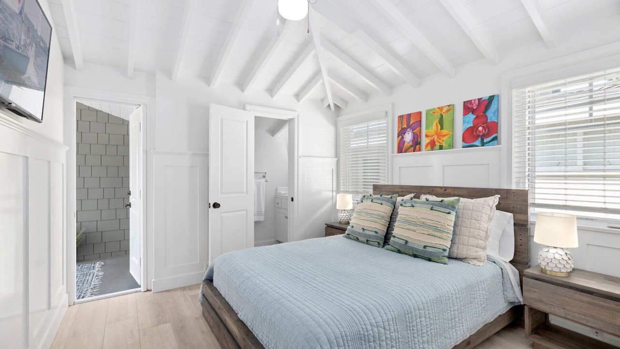Photo of Bedroom in Balboa Island
