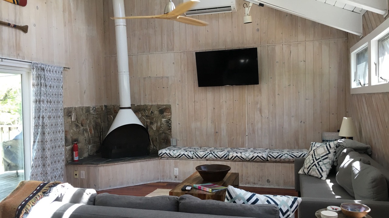 Photo of Livingroom in Ocean Bay Park