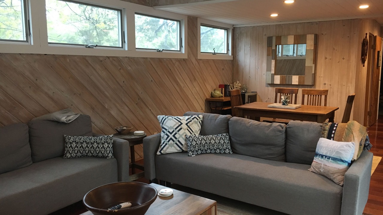 Photo of Livingroom in Ocean Bay Park
