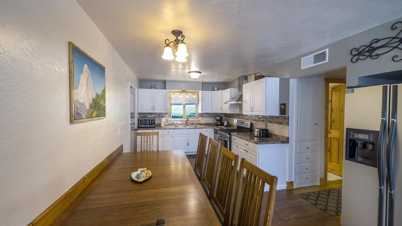 Photo of Kitchen in Yosemite Forks