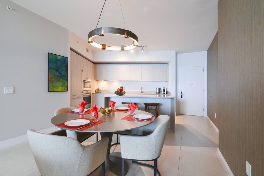 Photo of Livingroom in Hollywood South Central Beach