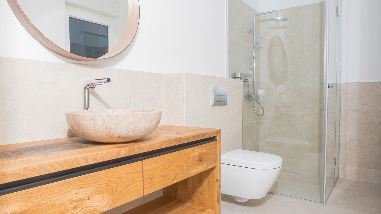Photo of Bathroom in Vir