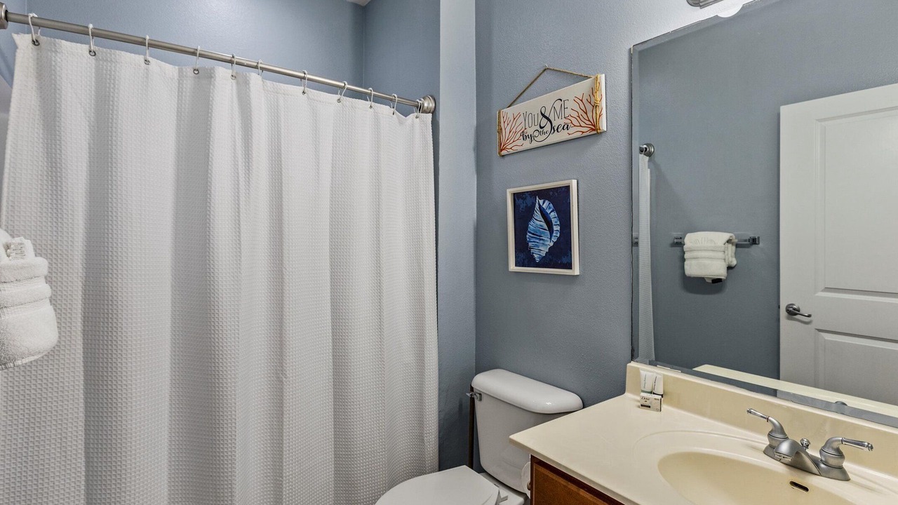 Photo of Bathroom in Red Fish Cove