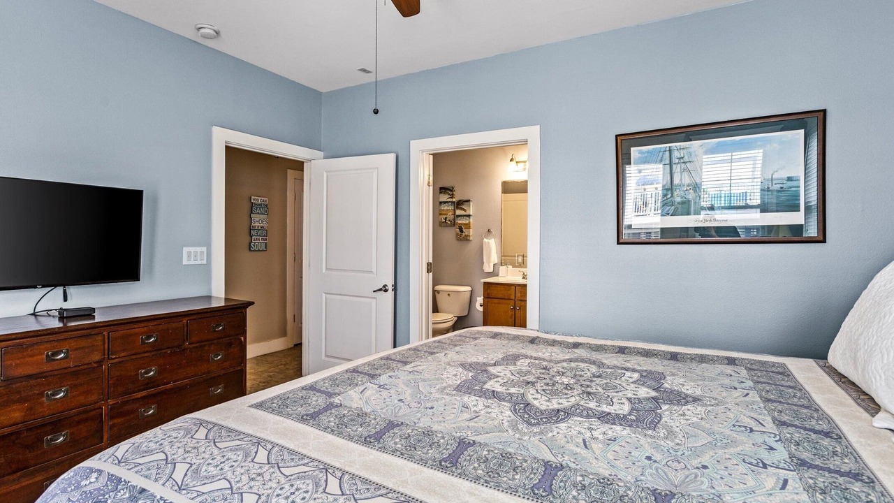 Photo of Bedroom in Red Fish Cove