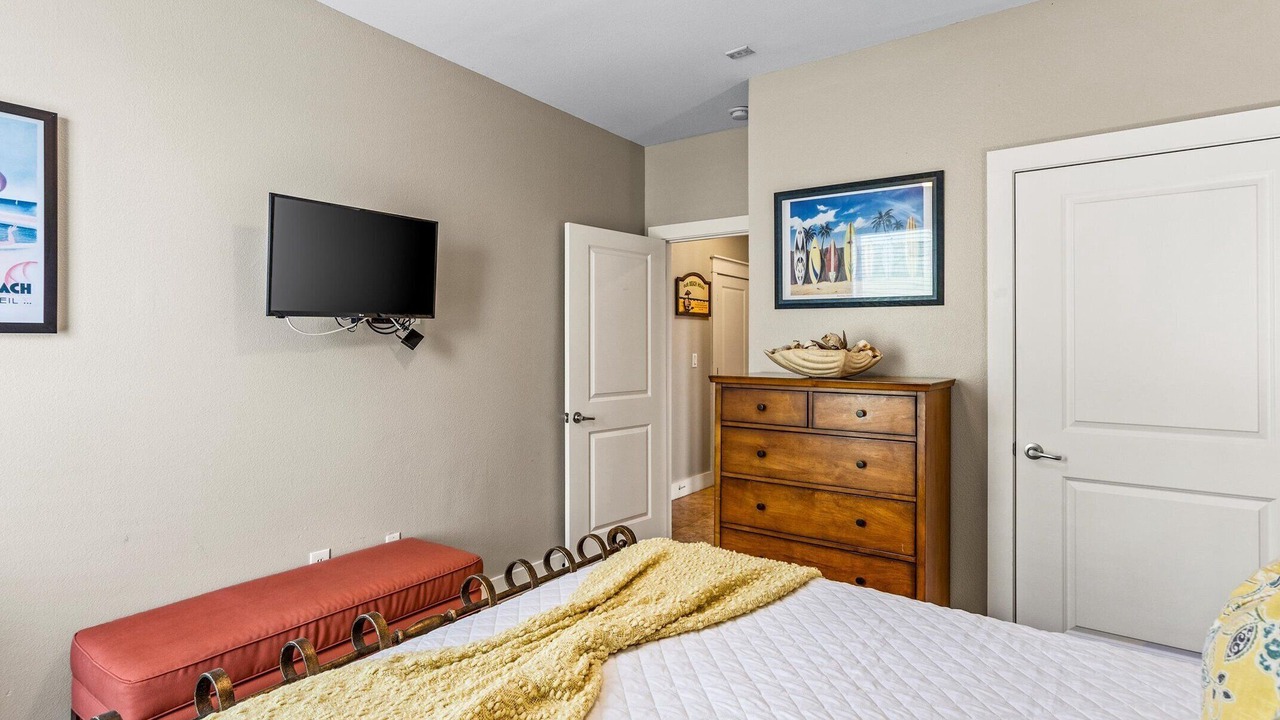 Photo of Bedroom in Red Fish Cove