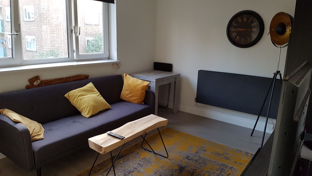 Photo of Livingroom in Canary Wharf