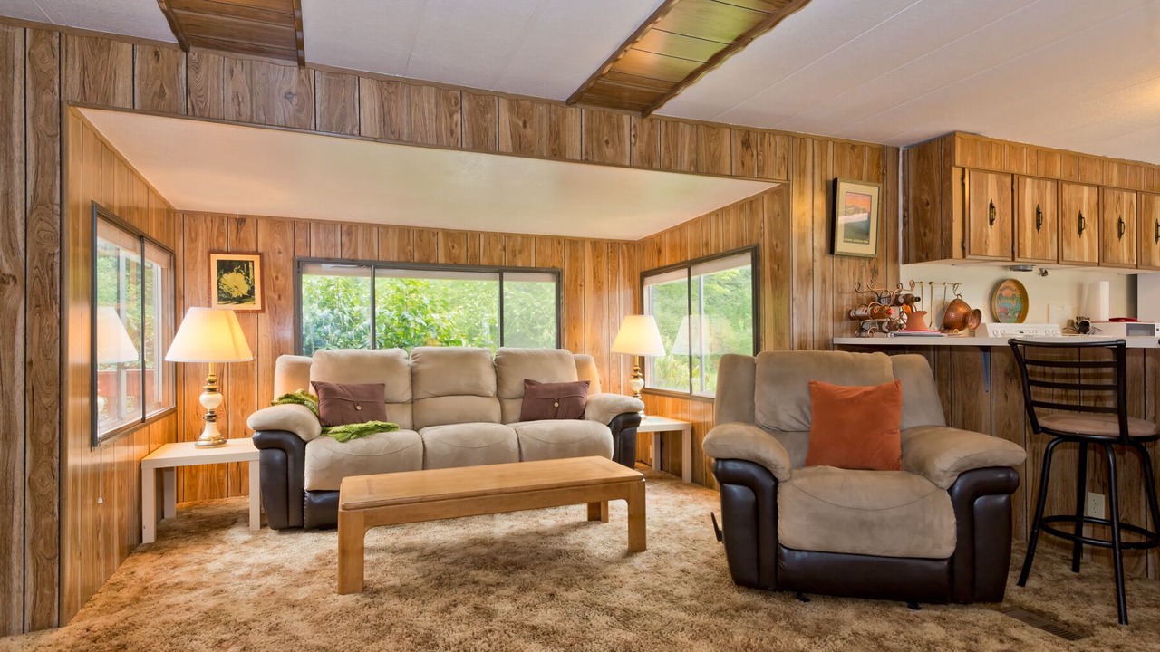 Photo of Livingroom in Clallam County