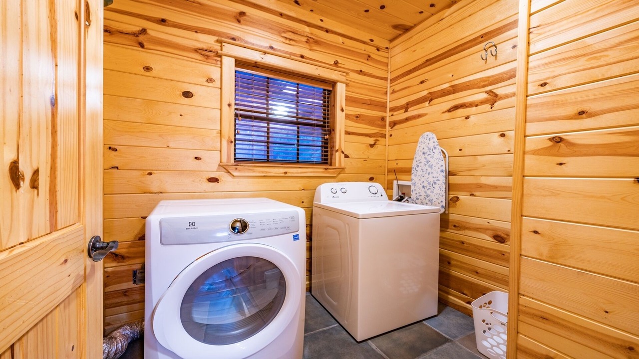 Photo of Bathroom in Broken Bow