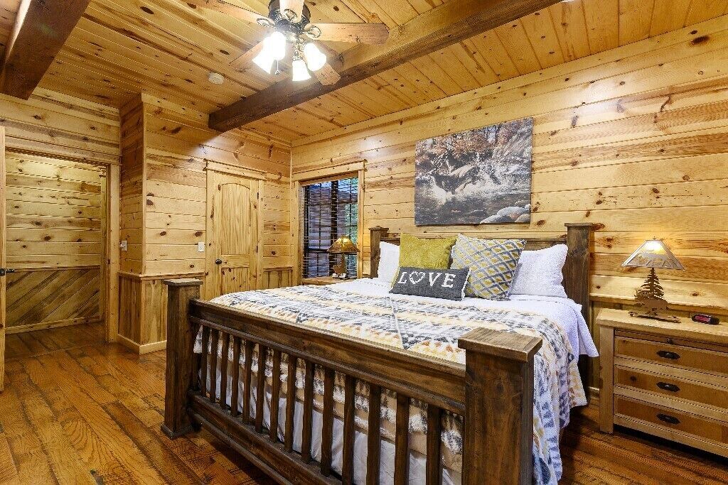 Photo of Bedroom in Broken Bow