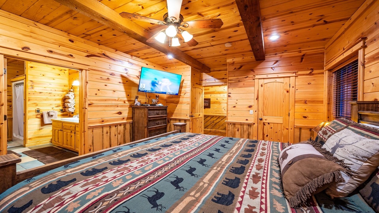 Photo of Bedroom in Broken Bow