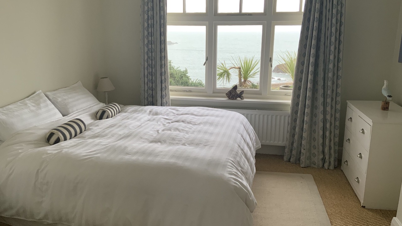 Photo of Bedroom in Hope-Cove