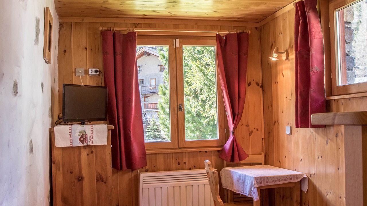 Photo of Bedroom in Le Fornet