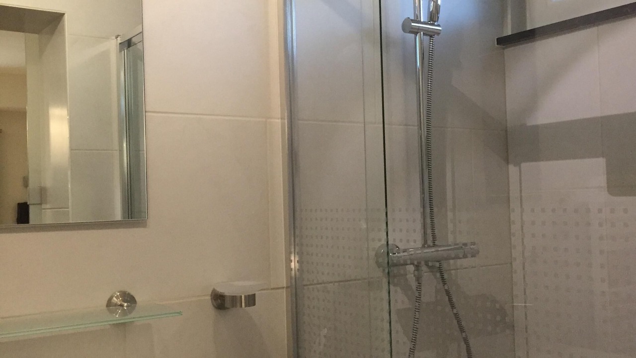 Photo of Bathroom in Grand Coo
