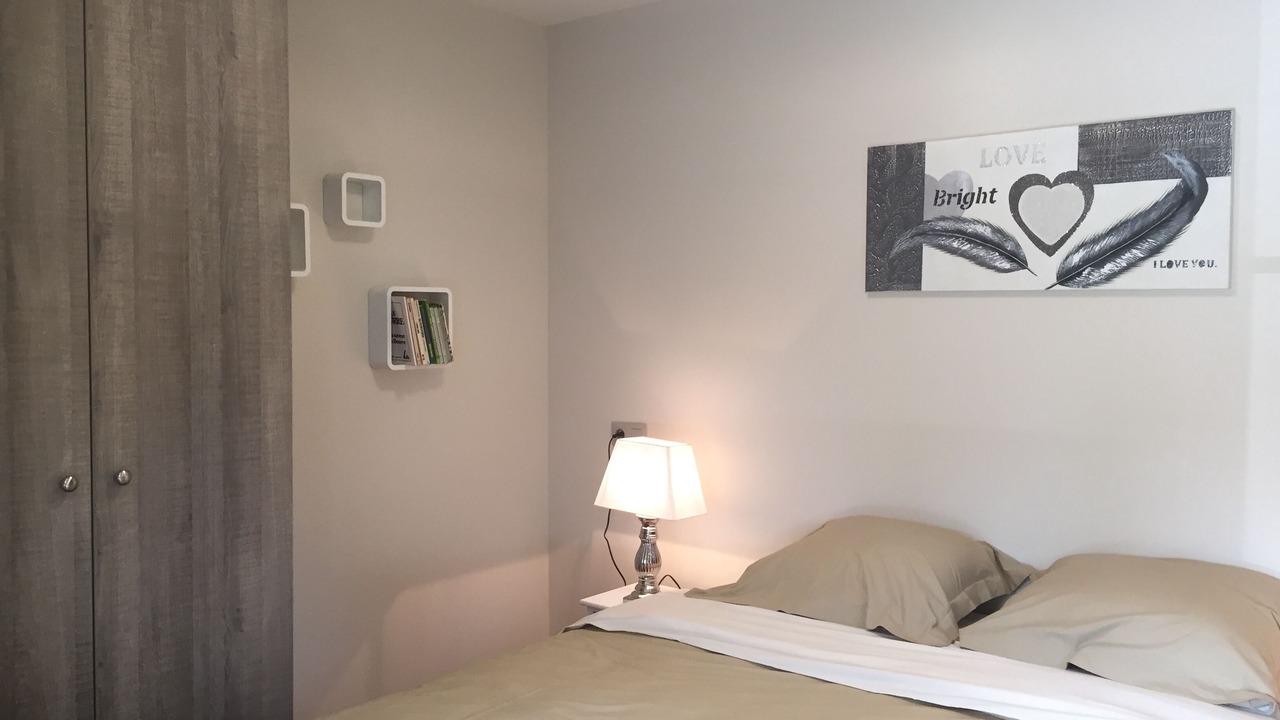 Photo of Bedroom in Grand Coo