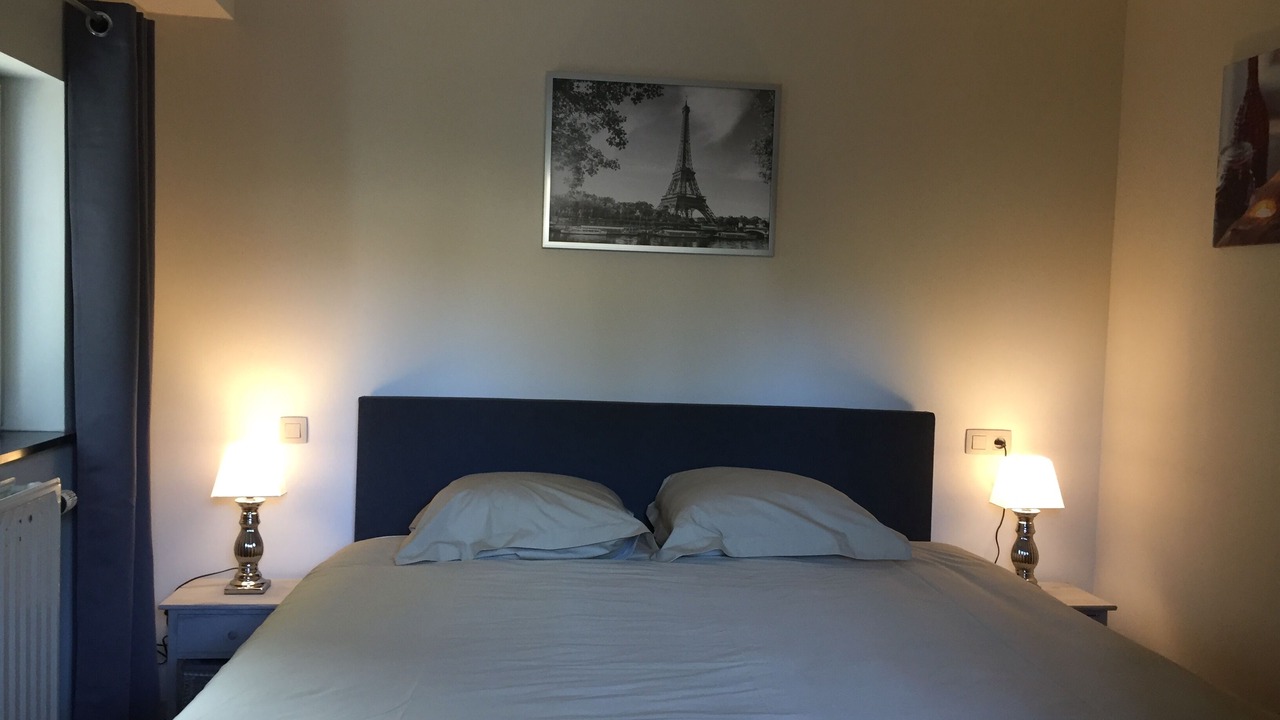 Photo of Bedroom in Grand Coo
