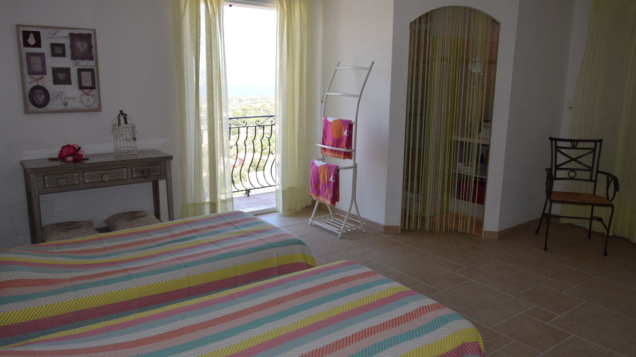 Photo of Bedroom in Saint-Aygulf