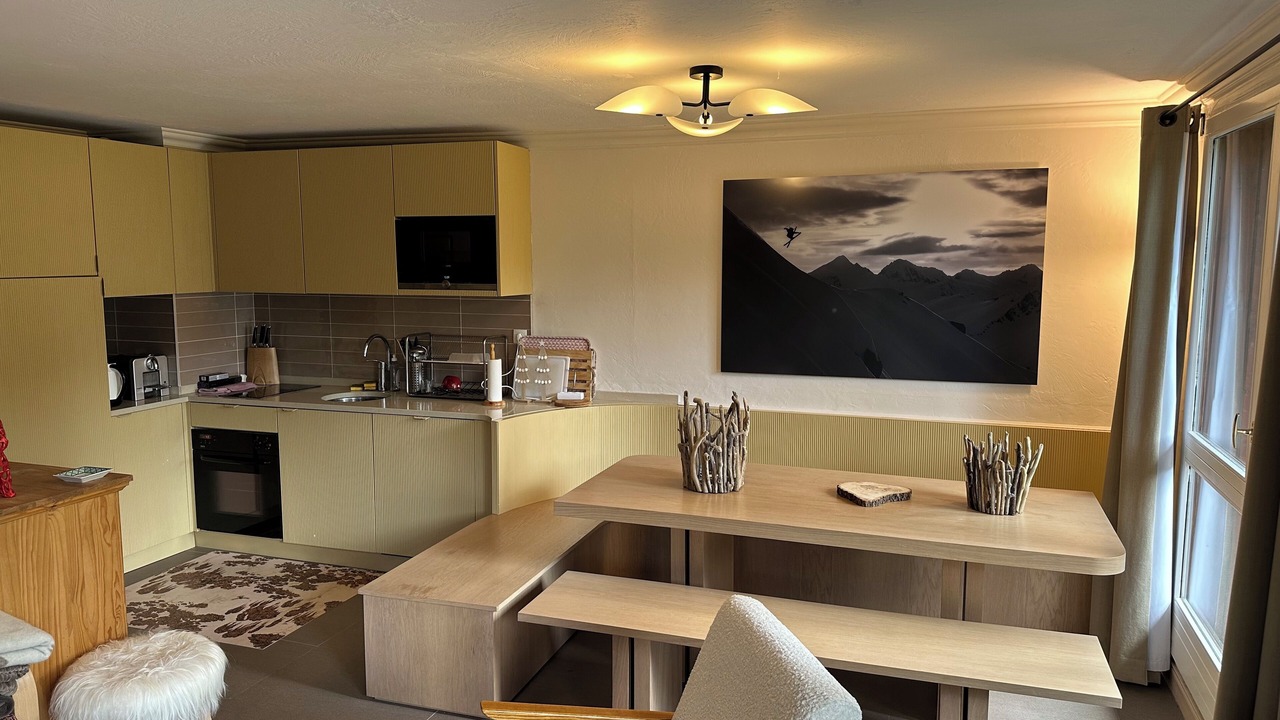 Photo of Kitchen in Arc-2000