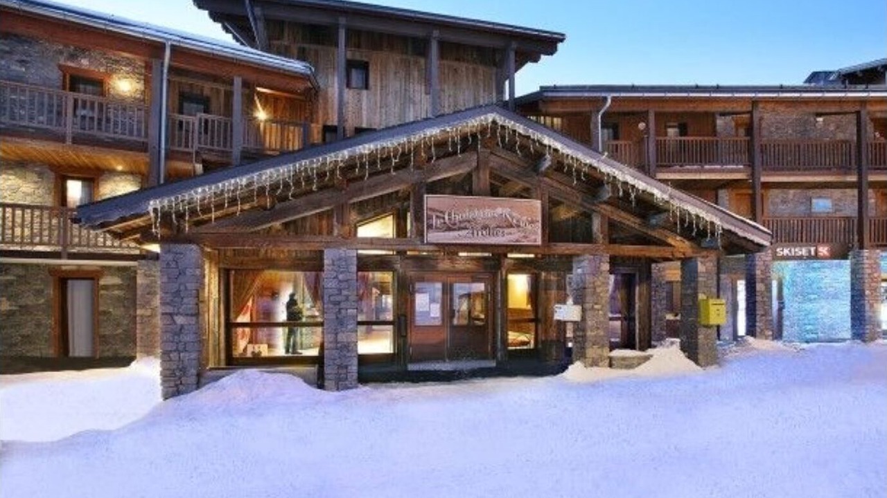 Photo of Outdoor in Arc-2000