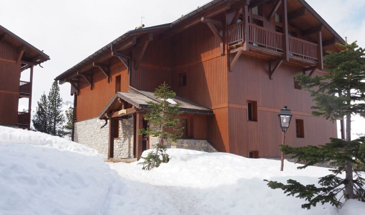 Photo of Outdoor in Arc-2000