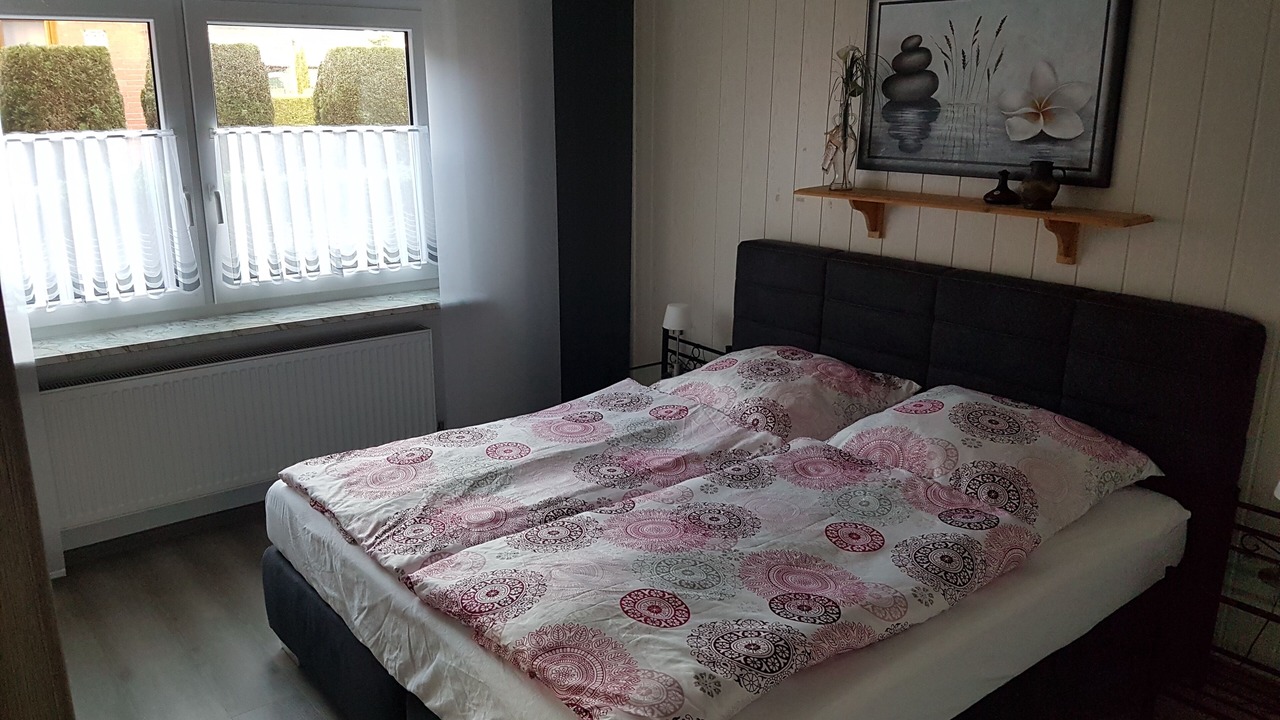 Photo of Bedroom in Emden