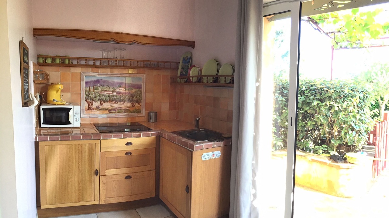 Photo of Kitchen in Saint-Raphael