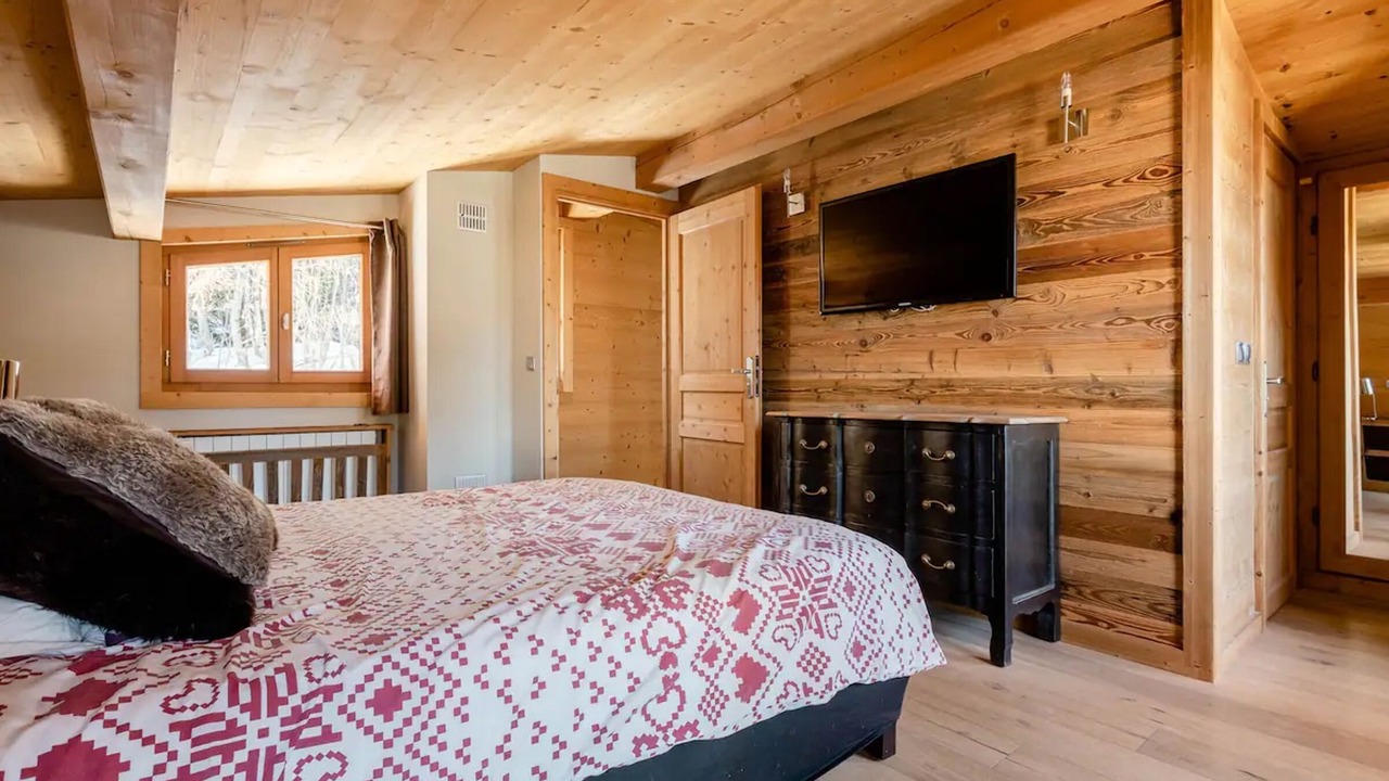 Photo of Bedroom in Megeve