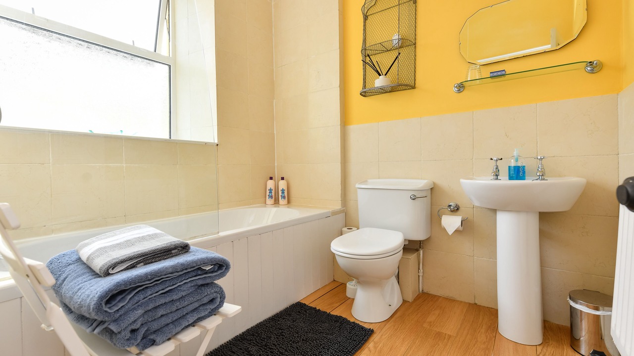 Photo of Bathroom in Abersoch