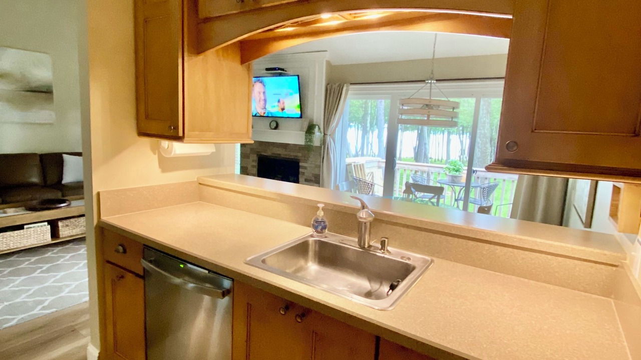 Photo of Kitchen in Menonaqua Beach