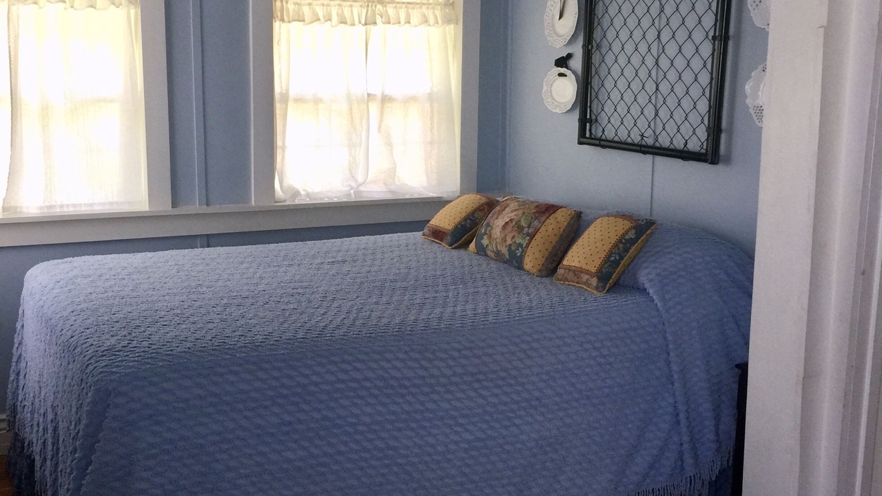 Photo of Bedroom in Nob Hill