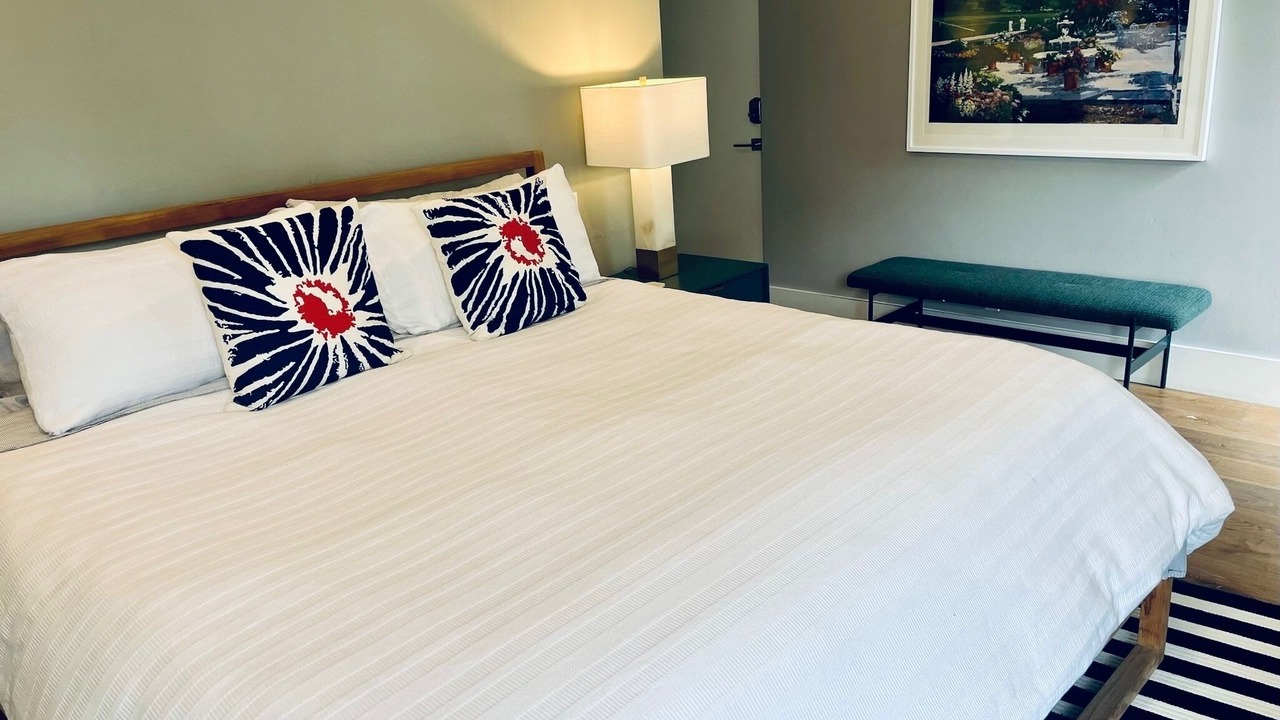 Photo of Bedroom in Marina Peninsula