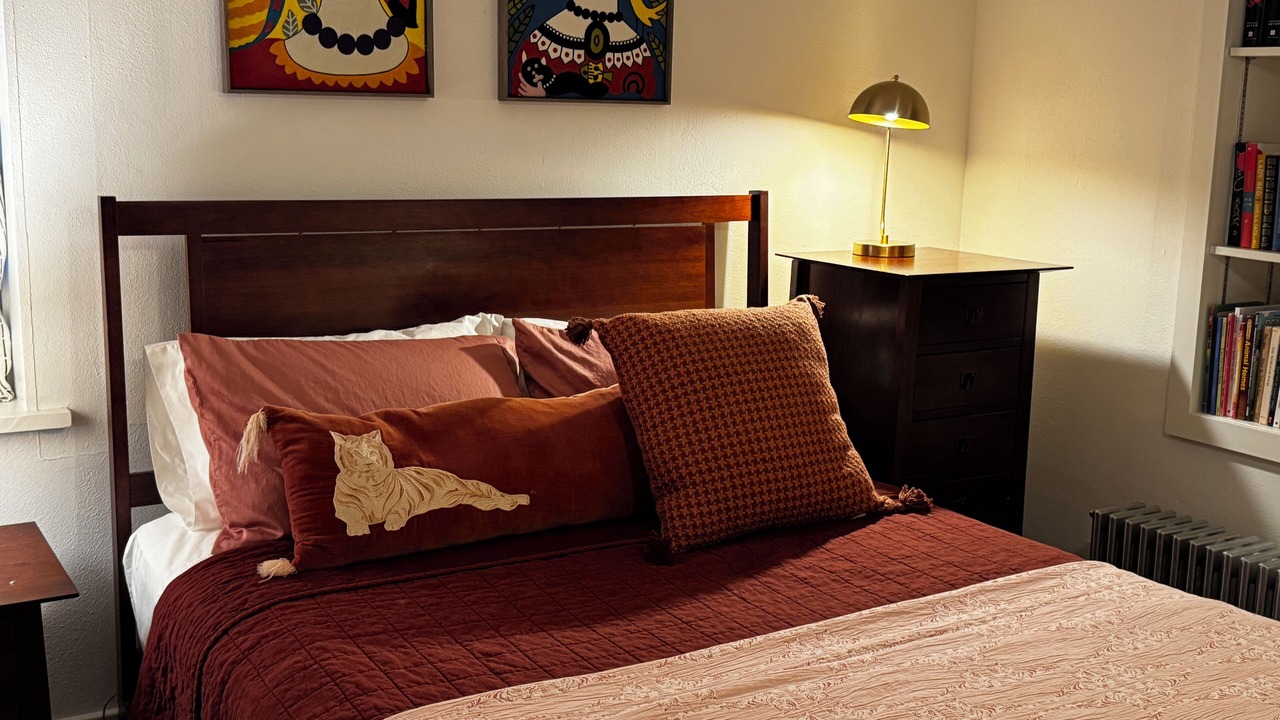 Photo of Bedroom in Decorah