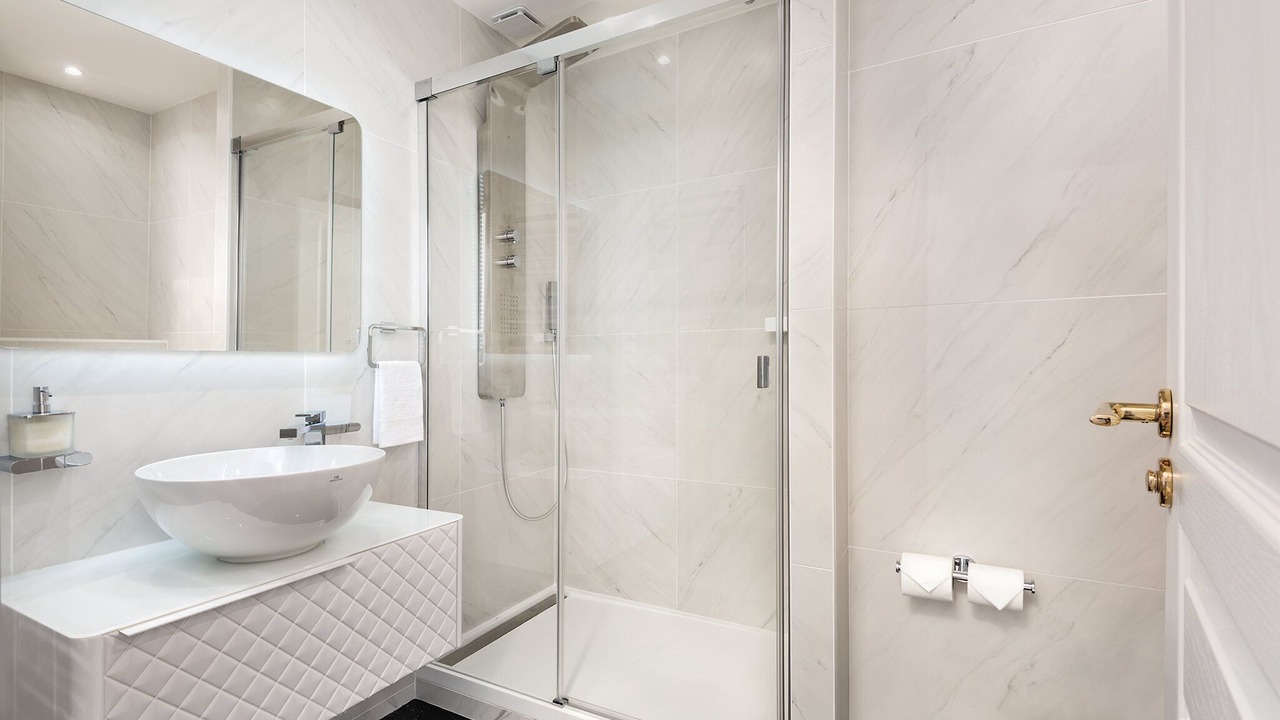 Photo of Bathroom in Notre-Dame