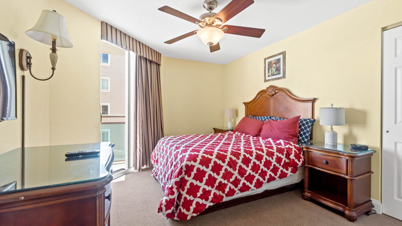 Photo of Bedroom in Crescent Beach