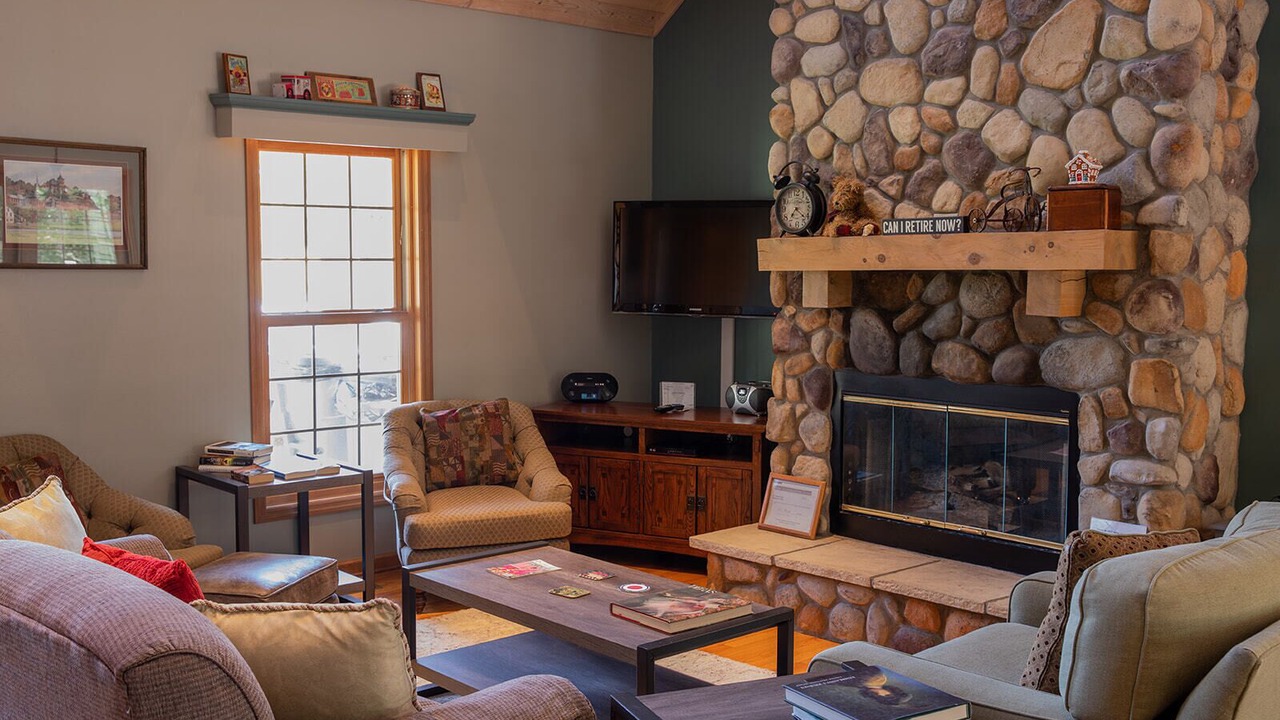 Photo of Livingroom in The Galena Territory