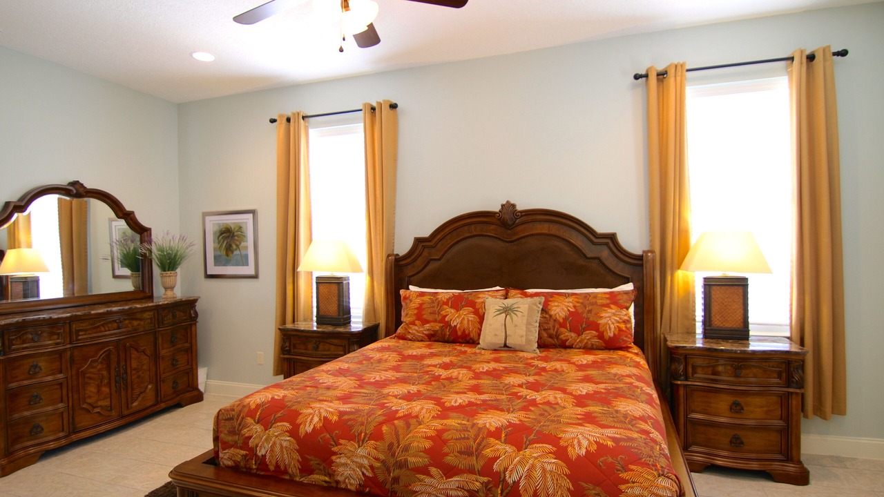 Photo of Bedroom in Crystal Beach