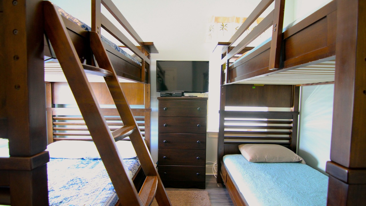 Photo of Bedroom in Crystal Beach