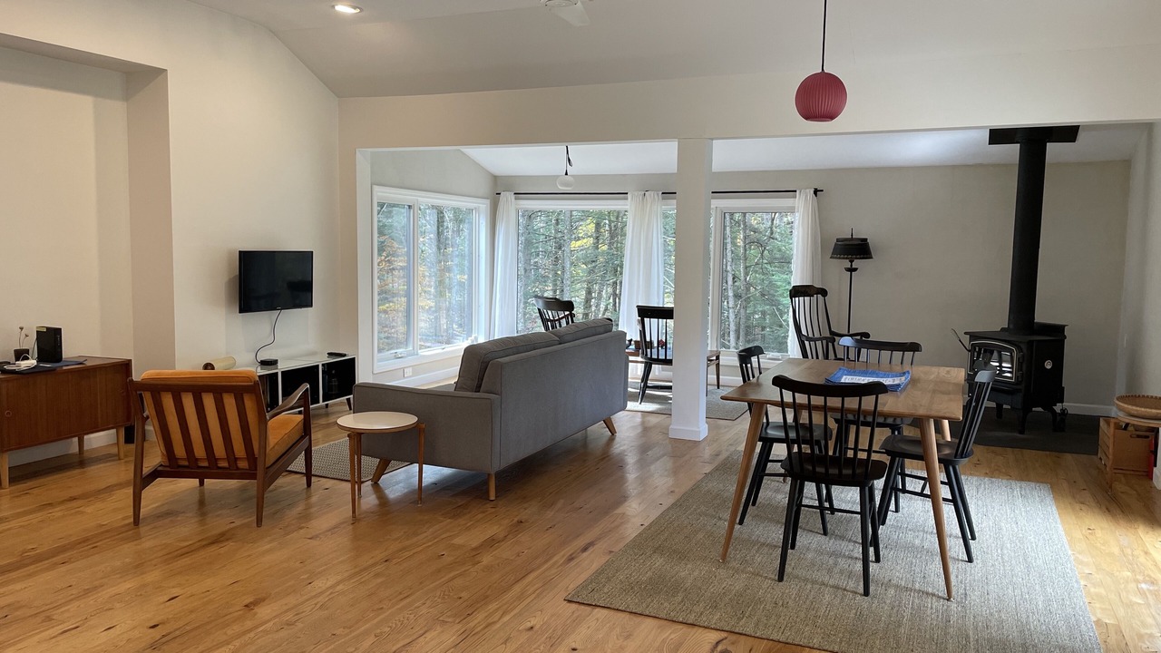 Photo of Livingroom in Adirondack