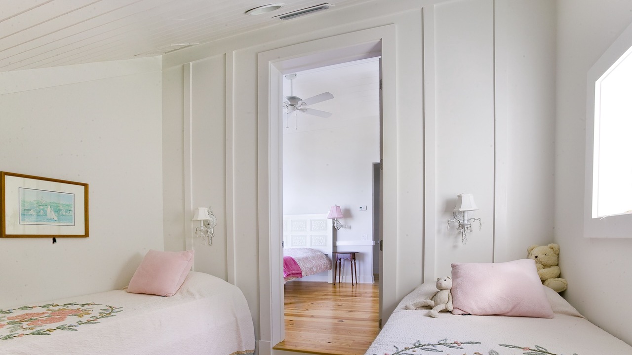 Photo of Bedroom in Whitney Beach