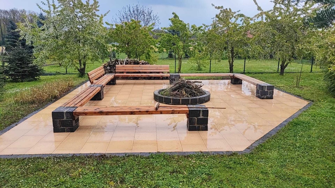 Photo of Outdoor in Menkin
