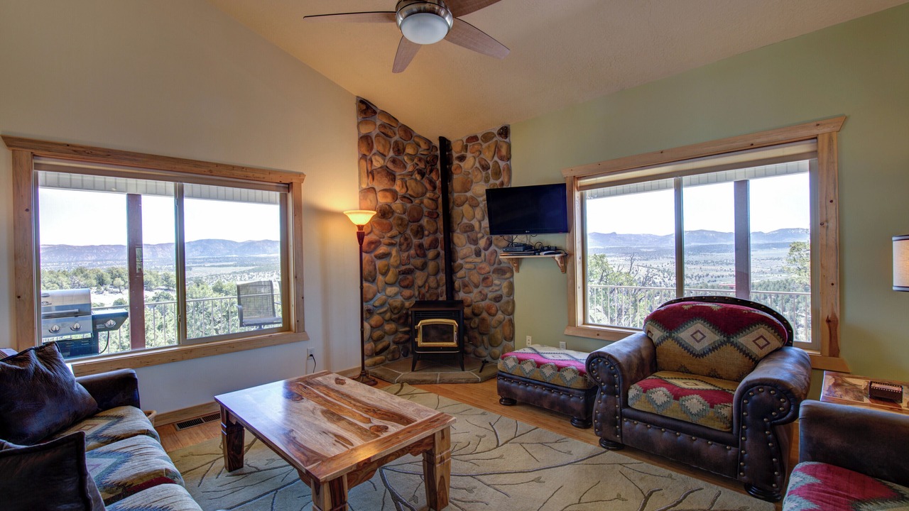 Photo of Bedroom in Mammoth Creek